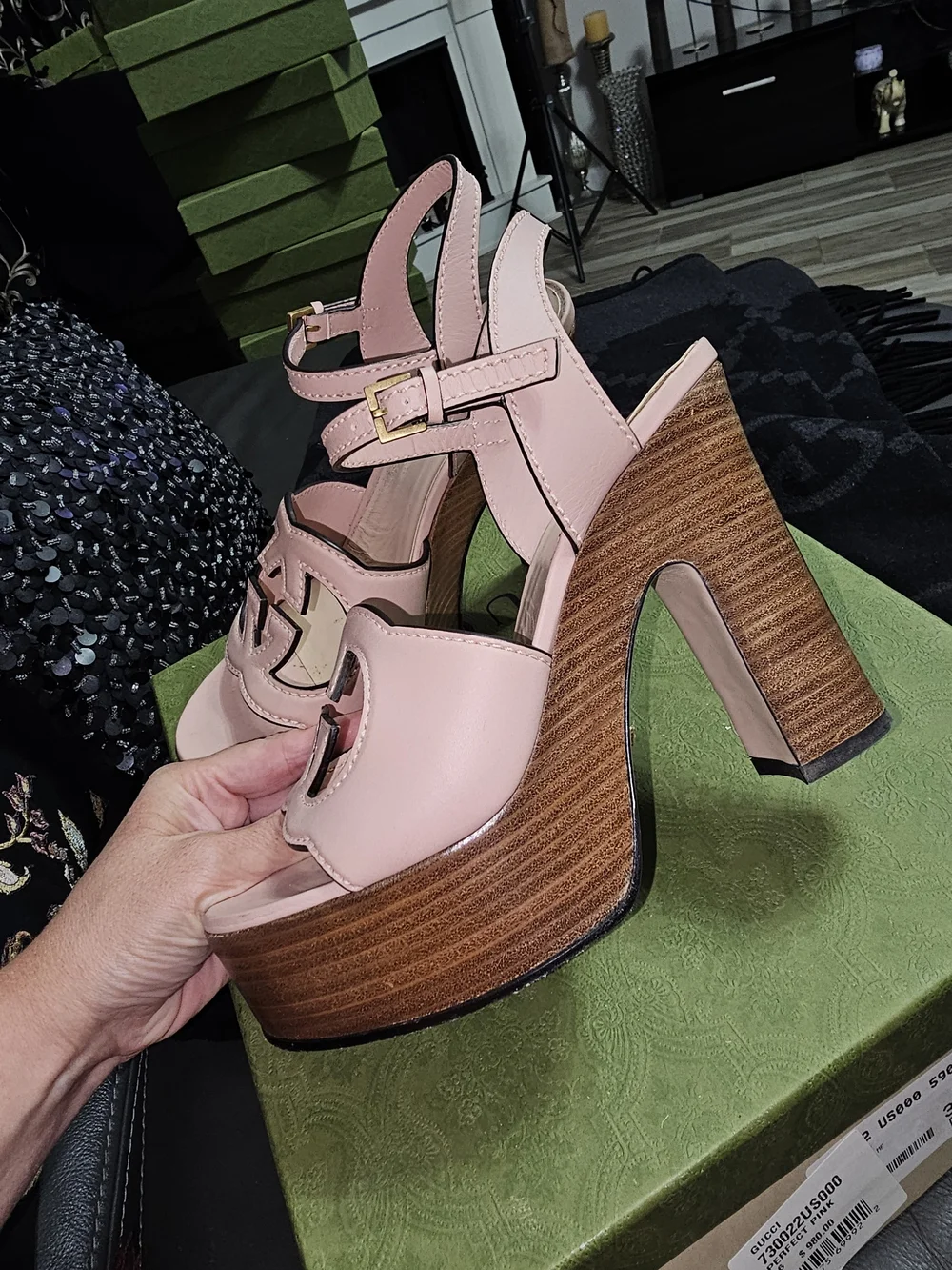 Gucci Cosmos Perfect Pink Leather Logo Platform Sandals 36